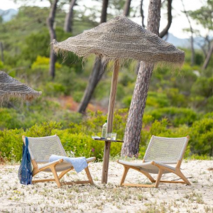 Why Rattan Lounge Chairs Never Go Out Of Style